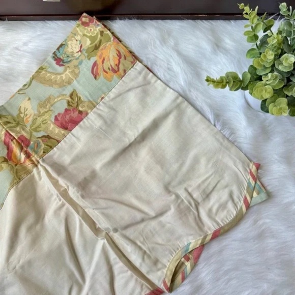 Waverly Spring Bling Vapor Scallop Window Valance Floral Shabby Chic - Picture 6 of 9